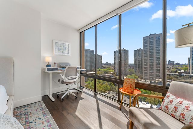 1516 N State Parkway 16D, Chicago, IL 60610