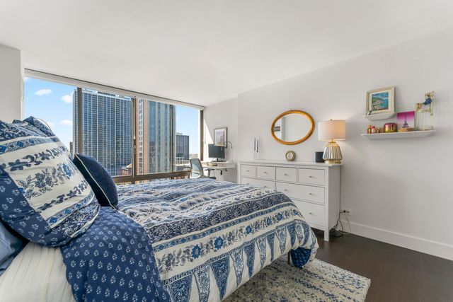 1516 N State Parkway 16D, Chicago, IL 60610