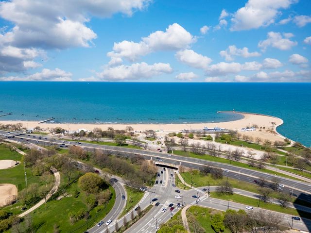 1516 N State Parkway 16D, Chicago, IL 60610