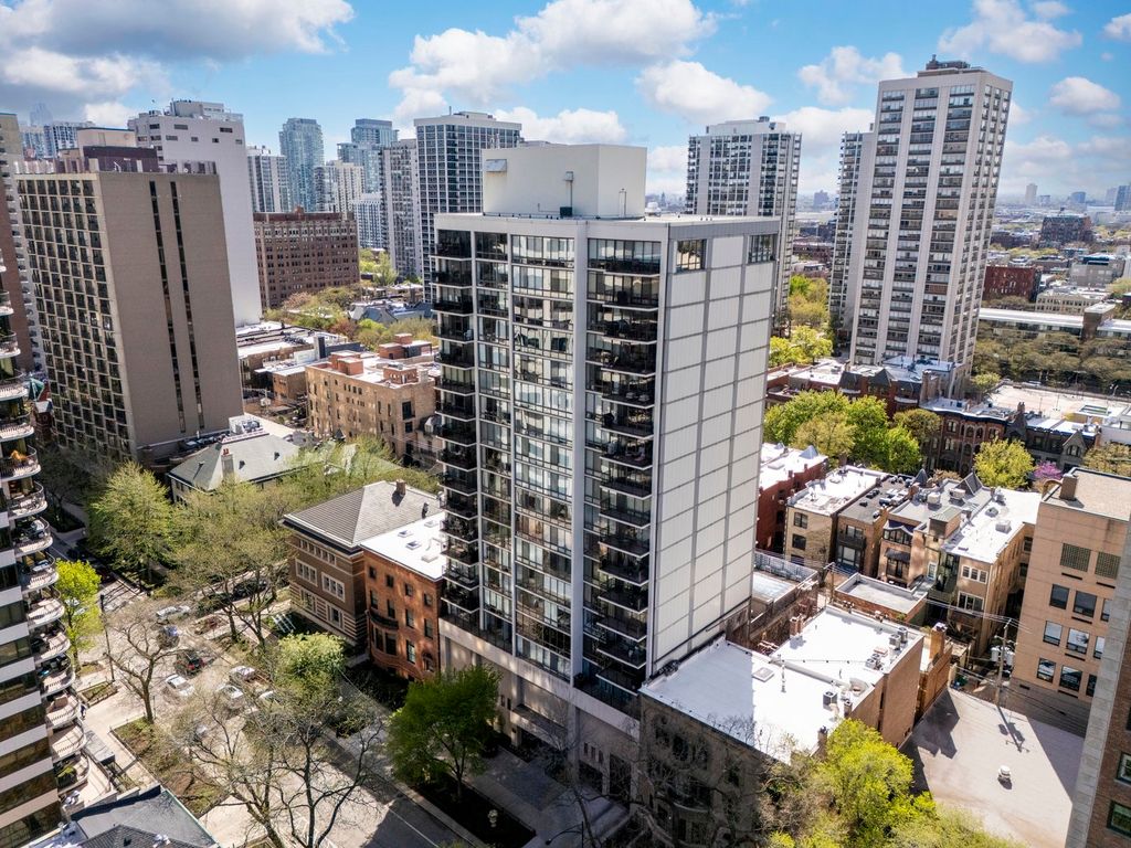 1516 N State Parkway 16D, Chicago, IL 60610
