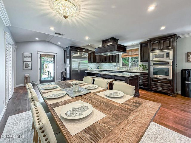 4332 Allott Avenue, Sherman Oaks, CA 91423