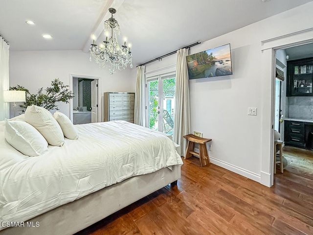4332 Allott Avenue, Sherman Oaks, CA 91423