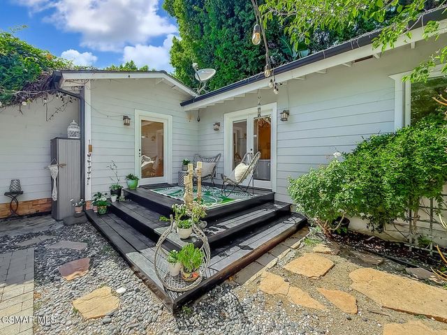 4332 Allott Avenue, Sherman Oaks, CA 91423