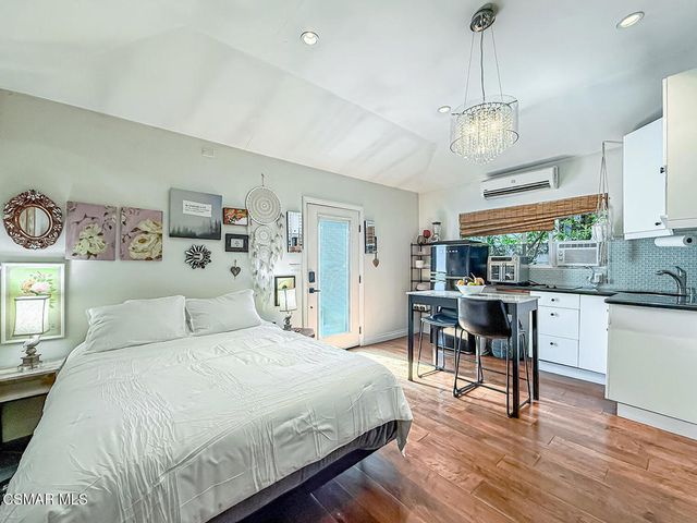 4332 Allott Avenue, Sherman Oaks, CA 91423