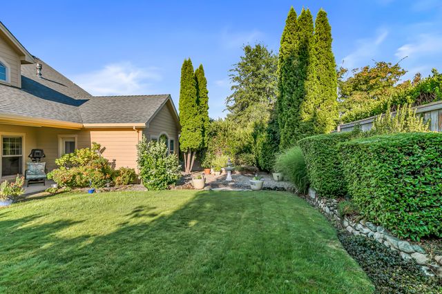 3909 Crystal Springs Drive, Medford, OR 97504