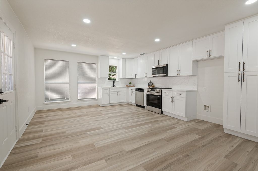 2212 Piedmont Street, Irving, TX 75061 — photo 4