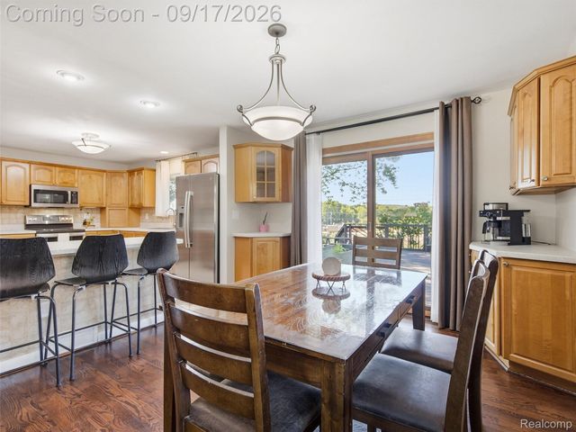 3642 Hi Lure Drive, Orion Charter Township, MI 48360