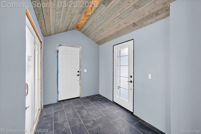 120 Boman Street, Flushing, MI 48433