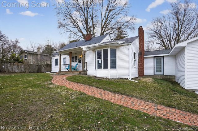 120 Boman Street, Flushing, MI 48433