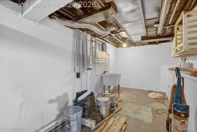 120 Boman Street, Flushing, MI 48433