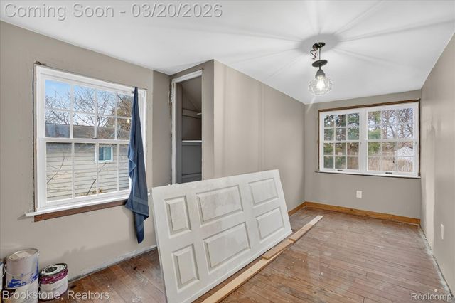 120 Boman Street, Flushing, MI 48433