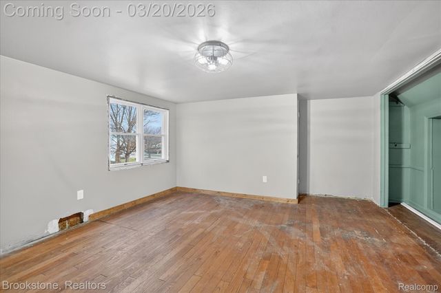 120 Boman Street, Flushing, MI 48433