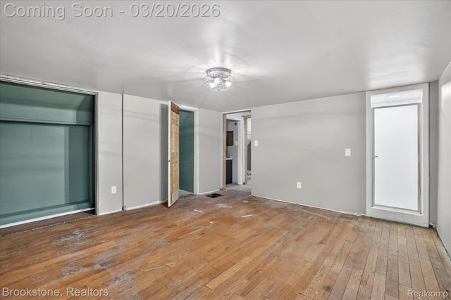 120 Boman Street, Flushing, MI 48433