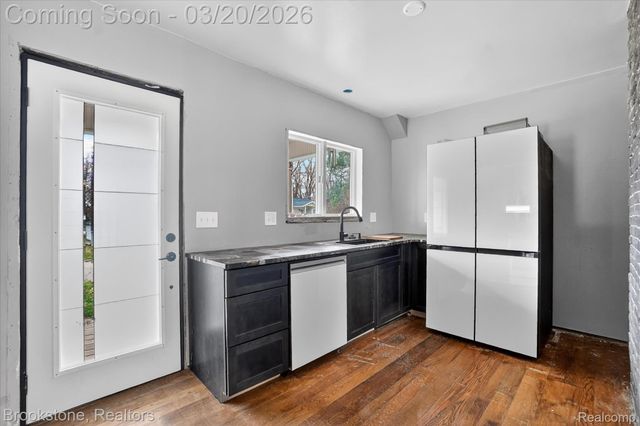 120 Boman Street, Flushing, MI 48433