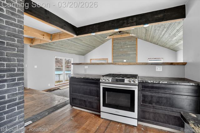 120 Boman Street, Flushing, MI 48433