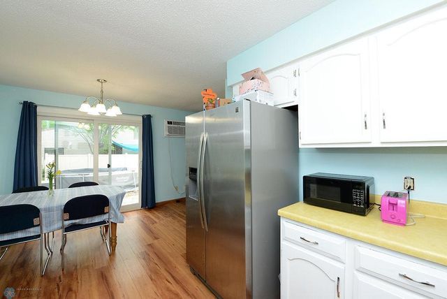 828 10th Avenue E, West Fargo, ND 58078