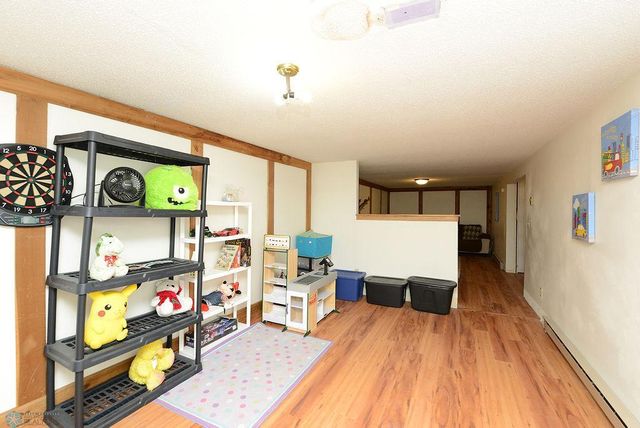 828 10th Avenue E, West Fargo, ND 58078