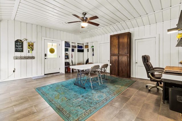 1699 Old Woodville Road, Livingston, TX 77351