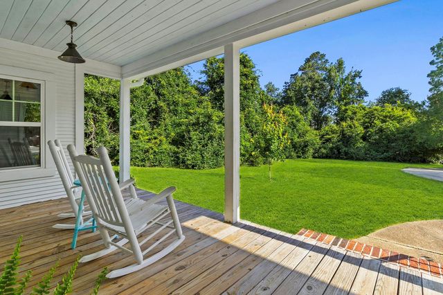 1699 Old Woodville Road, Livingston, TX 77351
