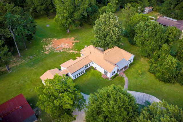1699 Old Woodville Road, Livingston, TX 77351