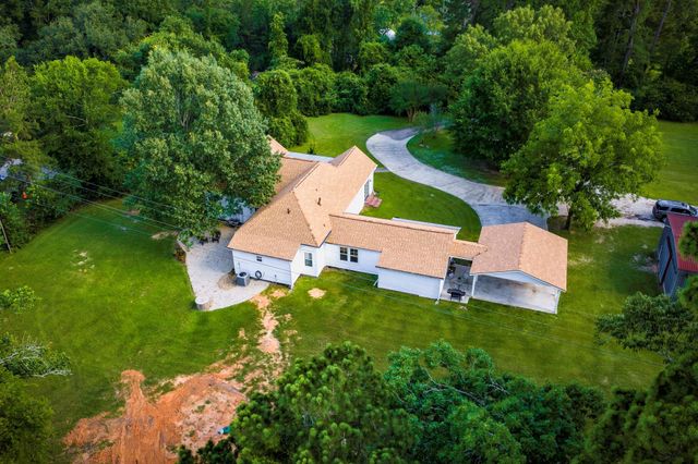 1699 Old Woodville Road, Livingston, TX 77351