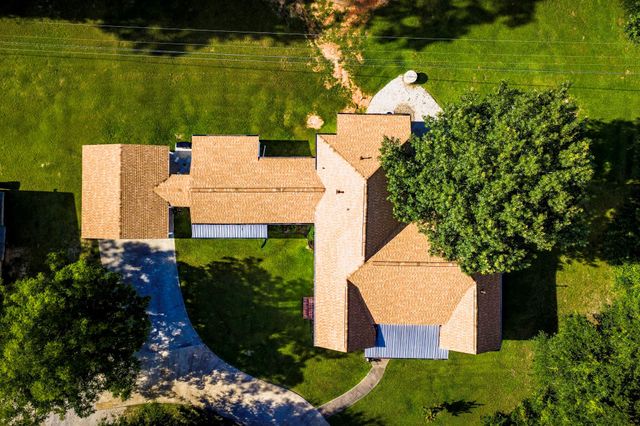 1699 Old Woodville Road, Livingston, TX 77351