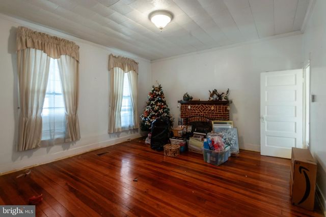 4211 SPRINGWOOD AVE, Baltimore, MD 21206