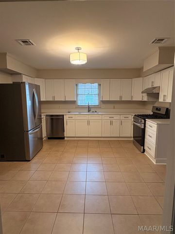 1738 Fairforest Drive, Montgomery, AL 36106