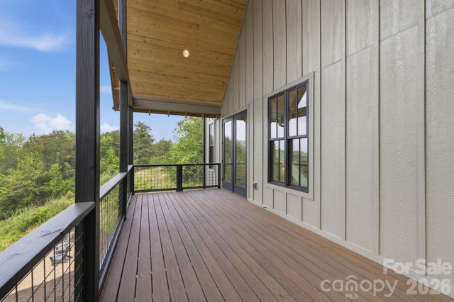 244 Westridge Farm Road, Asheville, NC 28804