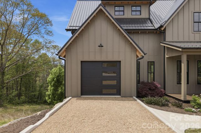 244 Westridge Farm Road, Asheville, NC 28804