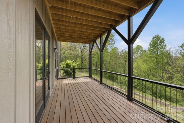 244 Westridge Farm Road, Asheville, NC 28804
