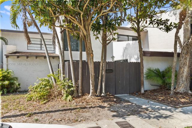 6502 SW 114th Ave, Miami, FL 33173