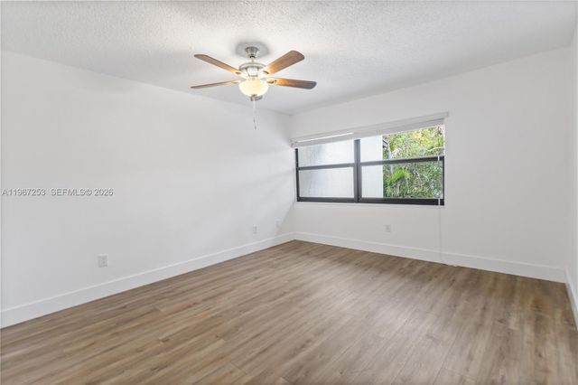 6502 SW 114th Ave, Miami, FL 33173