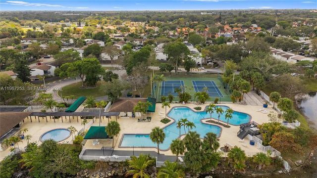 6502 SW 114th Ave, Miami, FL 33173