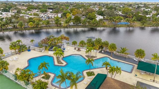 6502 SW 114th Ave, Miami, FL 33173