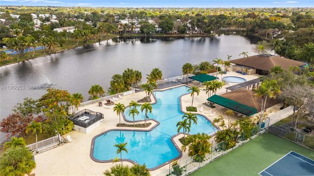 6502 SW 114th Ave, Miami, FL 33173