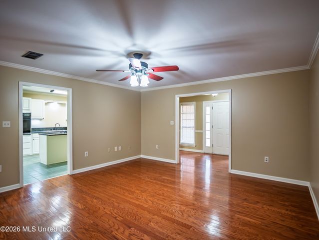 642 Deer Run, Batesville, MS 38606