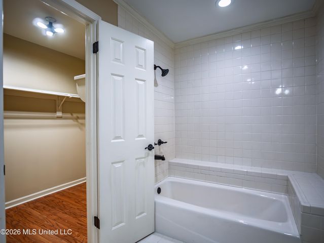 642 Deer Run, Batesville, MS 38606