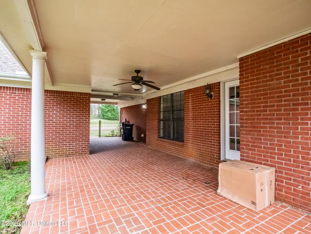 642 Deer Run, Batesville, MS 38606