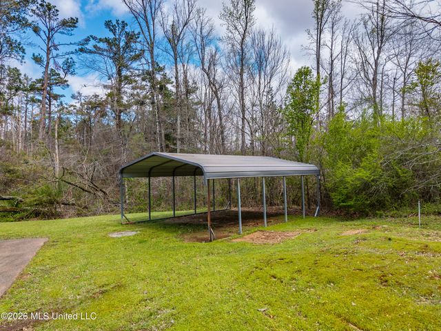 642 Deer Run, Batesville, MS 38606