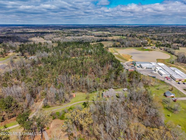 642 Deer Run, Batesville, MS 38606