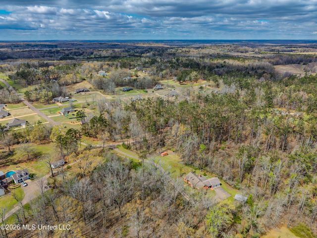 642 Deer Run, Batesville, MS 38606