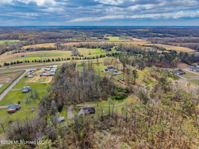 642 Deer Run, Batesville, MS 38606
