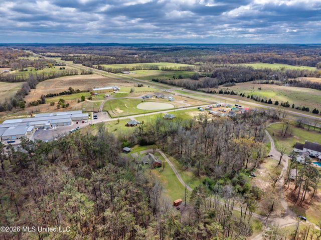 642 Deer Run, Batesville, MS 38606