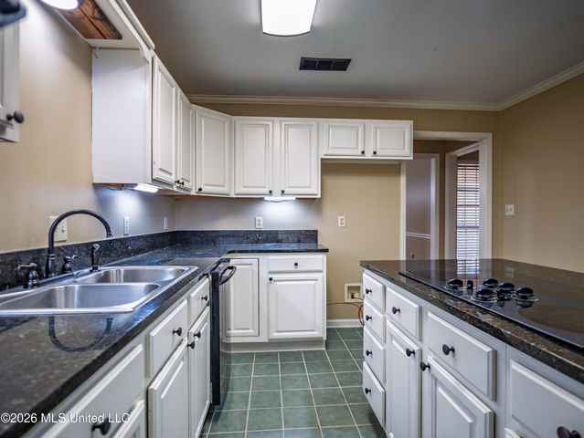 642 Deer Run, Batesville, MS 38606