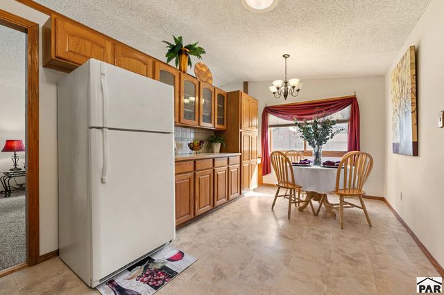 4 Wallflower Court, Pueblo, CO 81001
