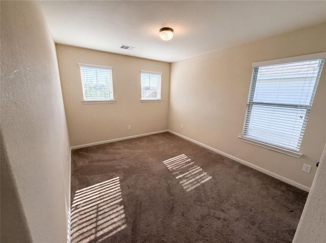 6523 Hunters Creek Lane, Baytown, TX 77521