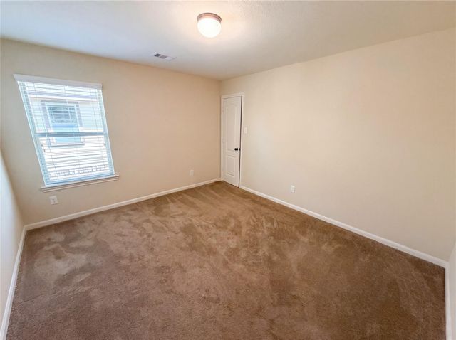 6523 Hunters Creek Lane, Baytown, TX 77521