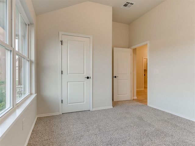 1500 Stirrup Way, Yukon, OK 73099