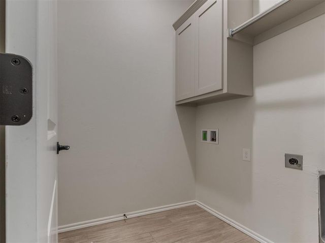 1500 Stirrup Way, Yukon, OK 73099